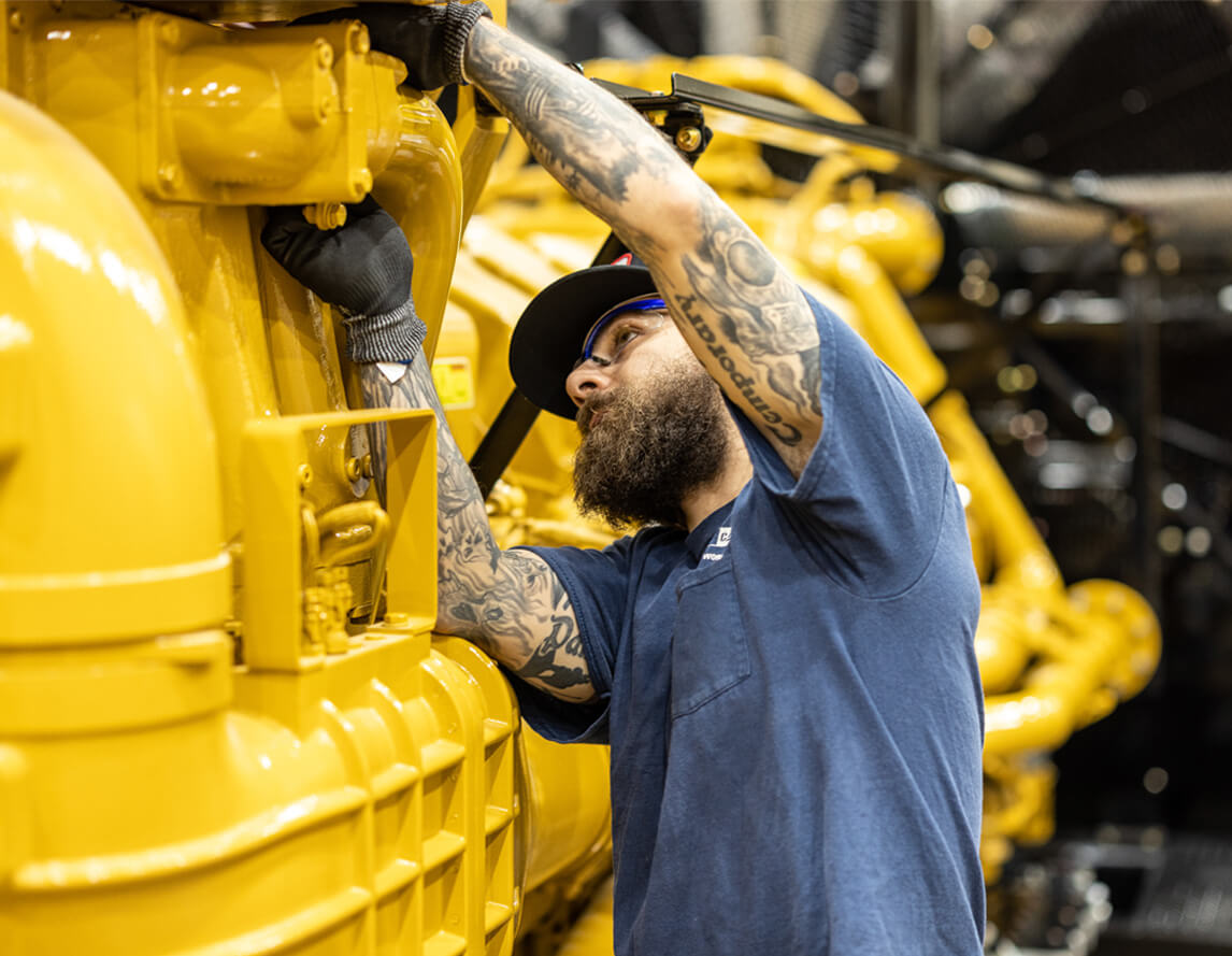 electric-power-generation-technician-working